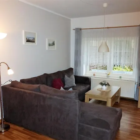 Geraeumige Mit Terrasse In Kluetz, Cleaning Included Wohlenberg